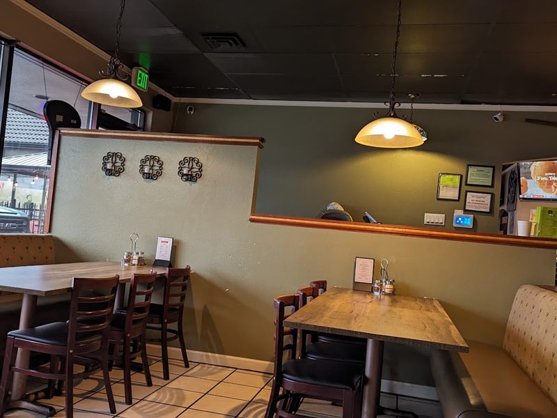 Bruno's Pizzeria interior